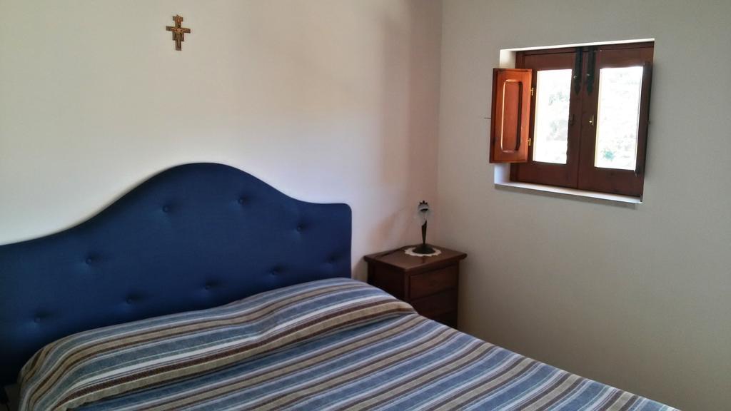 La Suma Sumalia Bed and Breakfast Noto Kamer foto