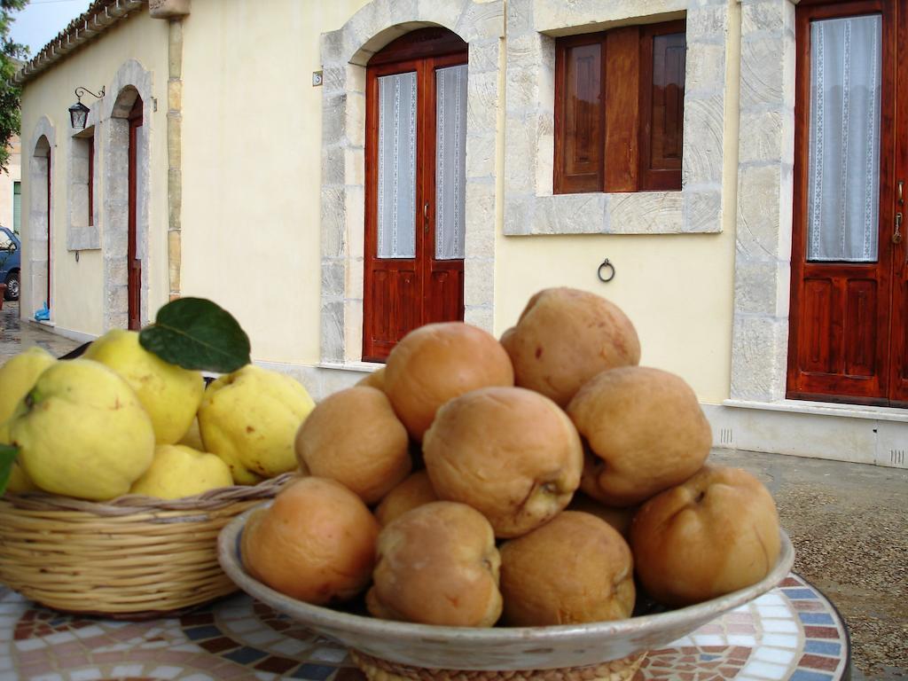 La Suma Sumalia Bed and Breakfast Noto Buitenkant foto